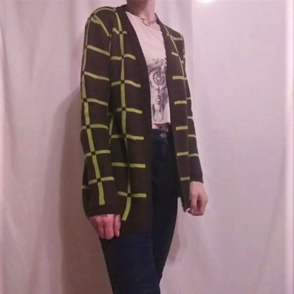 Charming Charlie Sweater - Picture 3 of 11